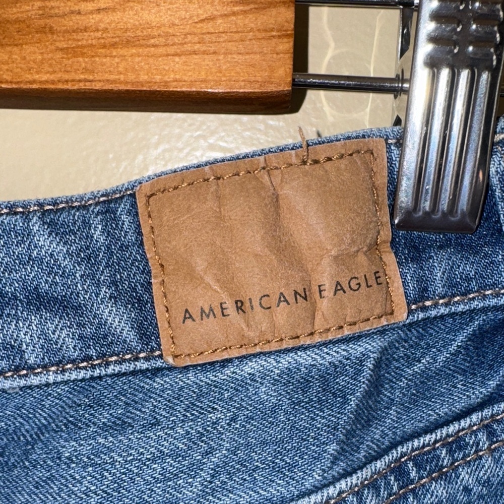 American Eagle Outfitters Frayed Hem Jean Shorts - Picture 3 of 4